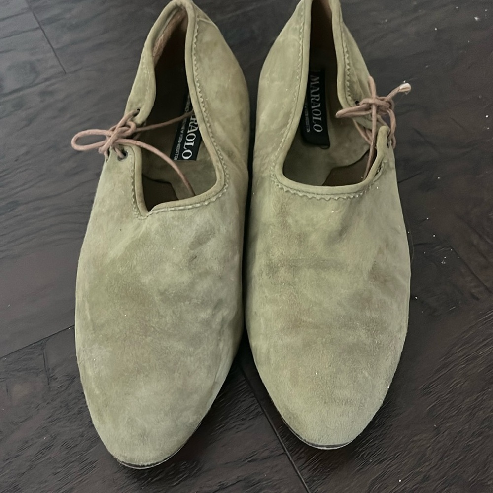 Maraolo suede shoes size 36.5 is 6-6.5